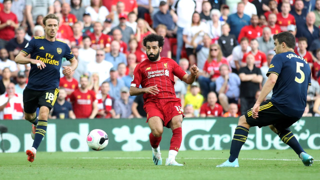 Mohamed Salah mencetak dua gol ketika Liverpool mengalahkan Arsenal di pertandingan pekan ketiga Premier League. Foto: Reuters/Carl Recine