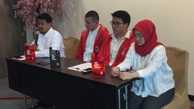 Konferensi pers mengenalkan 8 anggota DPRD terpilih dari PSI di Novotel, Jakarta Barat, Minggu (25/8). Foto: Rafyq Alkandy/kumparan
