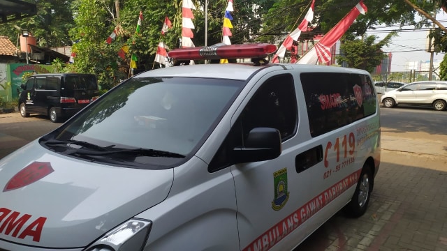 Mobil ambulans di Puskesmas Cikokol, Tangerang. Foto: Maulana Ramadhan/kumparan
