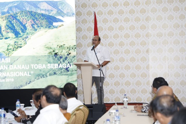 Dirut BPODT Arie Prasetyo dalam  rapat Koordinasi Pengamanan dan Pengelolaan Mendukung Pembangunan Kawasan Danau Toba Sebagai Destinasi Wisata Internasional di Tuk Tuk, Kabupaten Samosir, Sumatera Utara, Minggu (25/8/2019). Istimewa 