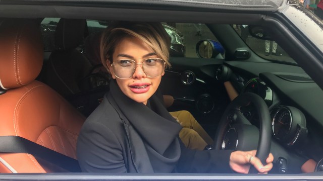 Senin, Polisi Limpahkan Nikita Mirzani ke Kejaksaan (364549)