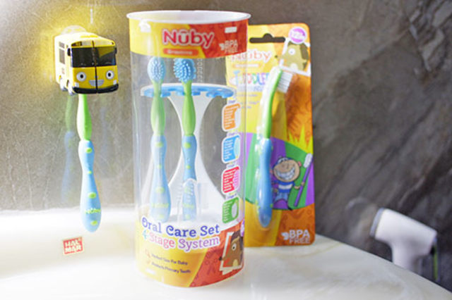 nuby oral care set