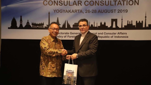 Pertemuan antara Pemerintah Indonesia dan Iran pada The 5th Indonesia-Iran Consular Consultation di Yogyakarta. Foto: Dok. Dit Konsuler Kemlu RI