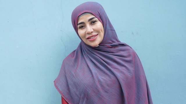 Sebelum Terkenal, 5 Selebriti Ini Pernah Jadi Pembantu (71540)