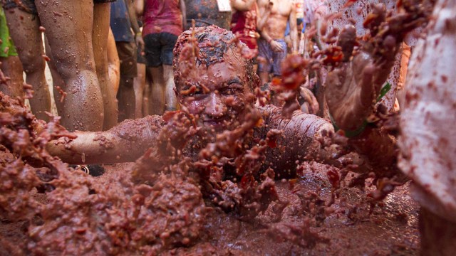 Telanjang hingga Bakar Kapal, Ini 5 Festival Paling Unik di Dunia (19244)