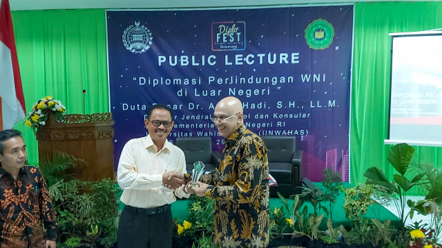 Dirjen Protokol dan Konsuler Kemenlu RI Duta Besar Dr Andri Hadi SH, LL, M. Foto: Afiati Tsalitsati/kumparan