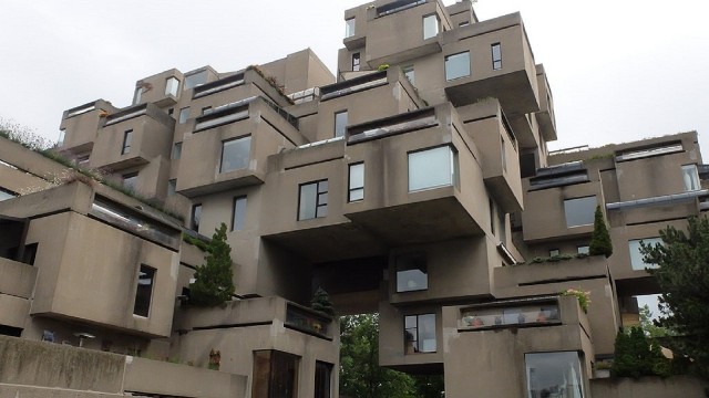 1024px-201708_Habitat_67_Montréal_03.jpg