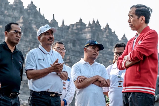 Presiden Joko Widodo ingin pembangunan infrastruktur pendukung di kawasan destinasi super prioritas dipercepat