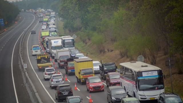 Olah TKP, Kecelakaan Cipularang KM 91, Contra Flow