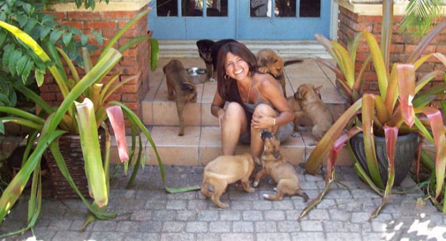 chella dan anjing.jpg