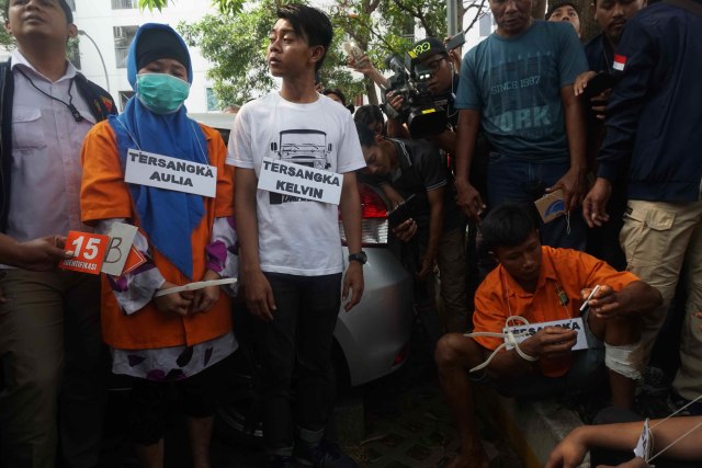 Proses rekonstruksi pembunuhan Pupung dan Dana (NOT COVER)