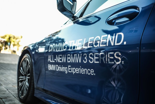 Driving The Legend, jadi tema BMW Driving Experience.. Foto: Bangkit Jaya Putra/kumparan