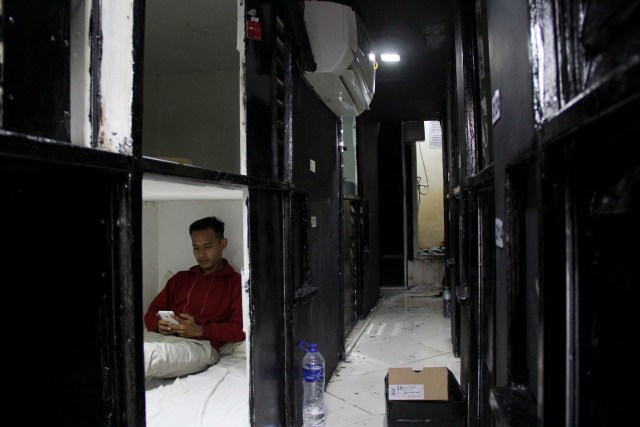 LIPUTAN KHUSUS, Kosan Kapsul, Johar Baru,