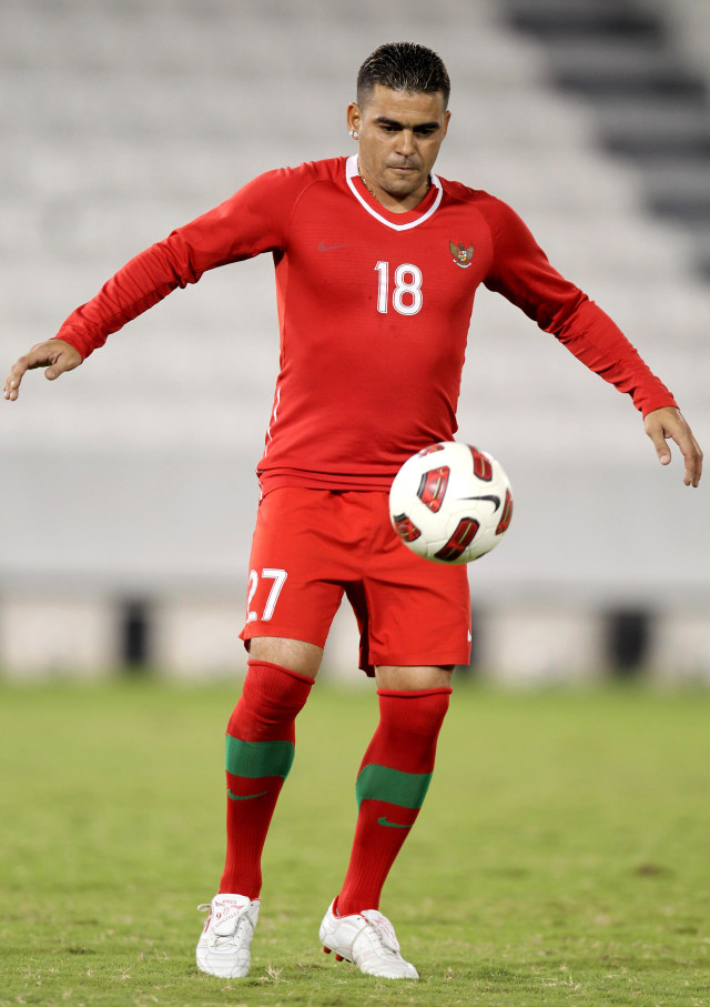 Pemain Timnas Indonesia, Cristian Gonzales. Foto: AFP/KARIM JAAFAR