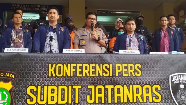 Konpers Penangkapan tiga tersangka lain dalam kasus pembunuhan mayat terbakar dalam mobil, Polda Metro Jaya