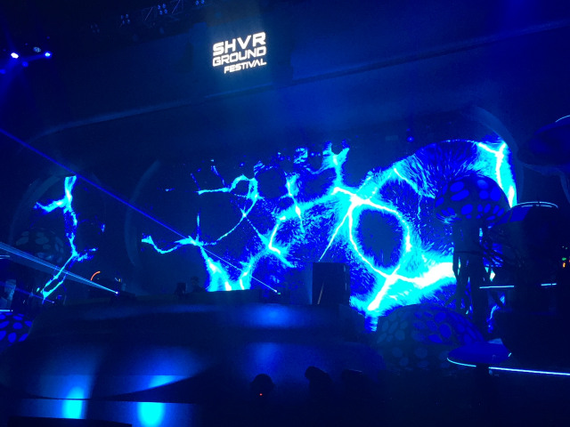 Tampil di SHVR Ground Festival, Darius Kalem, Adventure Club Meriah (65851)