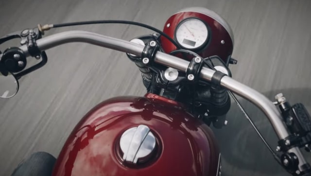 Royal Enfield 650 Gallinela yang Mempesona (468152)