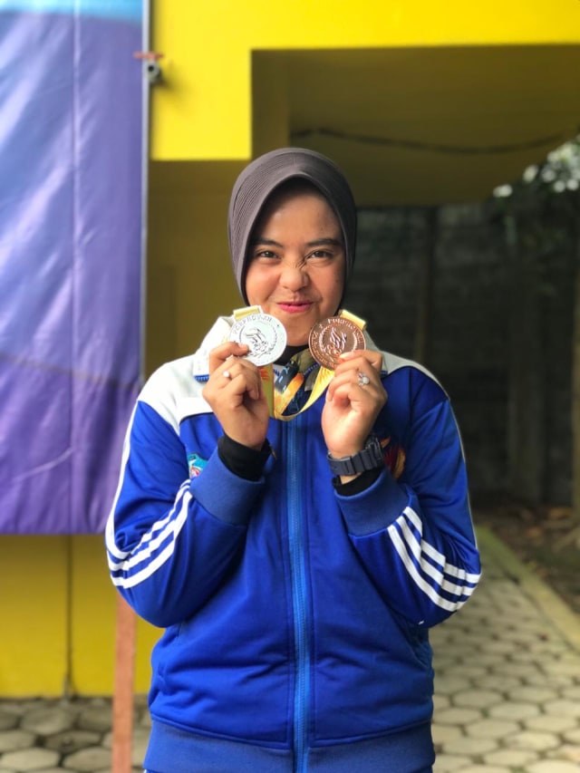 Bripda Bella Bangga Dua Kali Ikut Pecahkan Rekor Selam (953319)