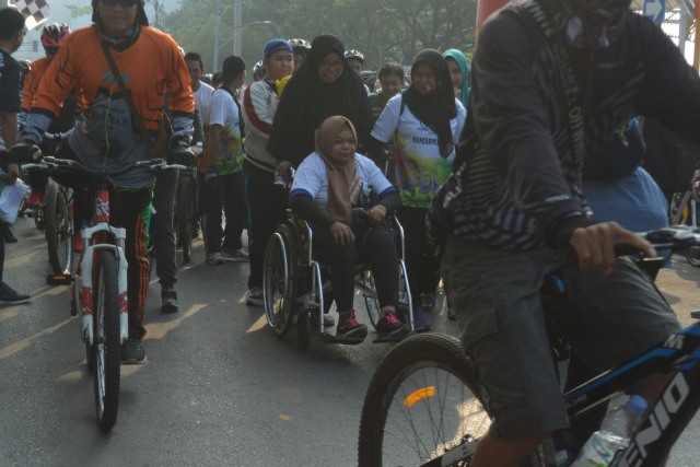 Gowes Nusantara turut diikuti kaum difabel di Banjarmasin pada Minggu (8/9/2019). Foto: M Syahbani/banjarhits.id