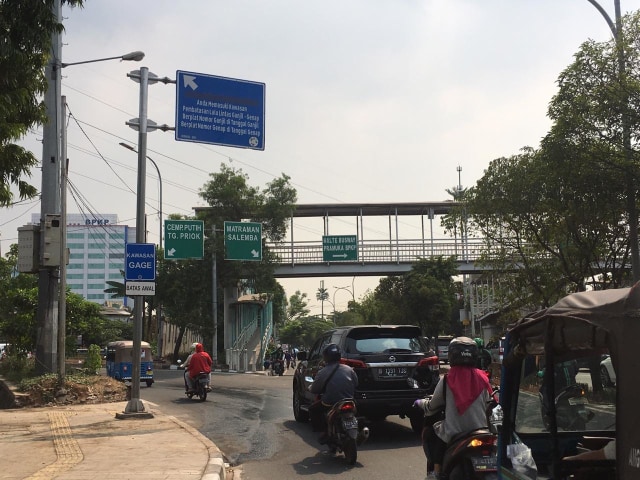 Perluasan aturan ganjil genap efektif berlaku 9 September 2019. Foto: Ghulam Muhammad Nayazri / kumparan