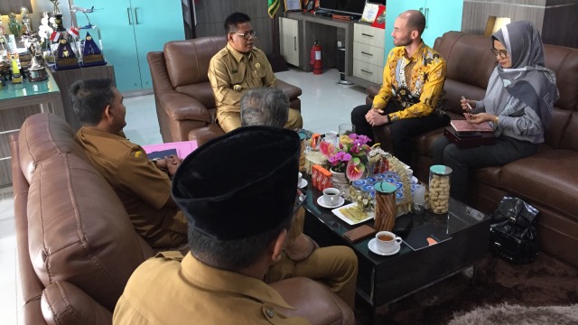 Konsulat AS untuk Sumatera,  Guy Margalith, bertemu pemerintah kota Banda Aceh. Foto: Zuhri Noviandi/kumparan