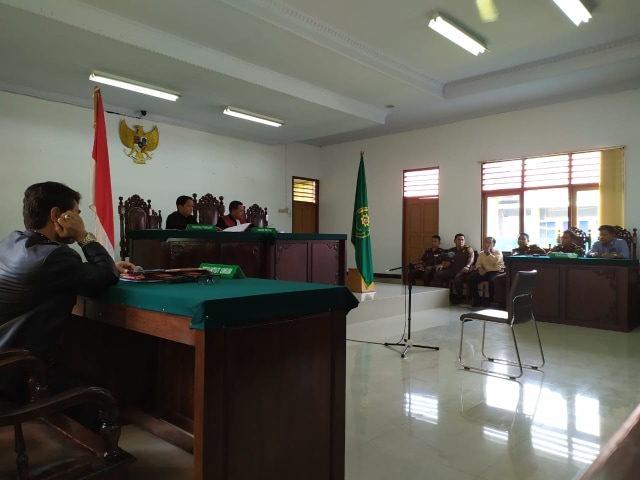 Sidang Praperadilan PN Pangkalan Bun. (Foto: Joko Hardyono)
