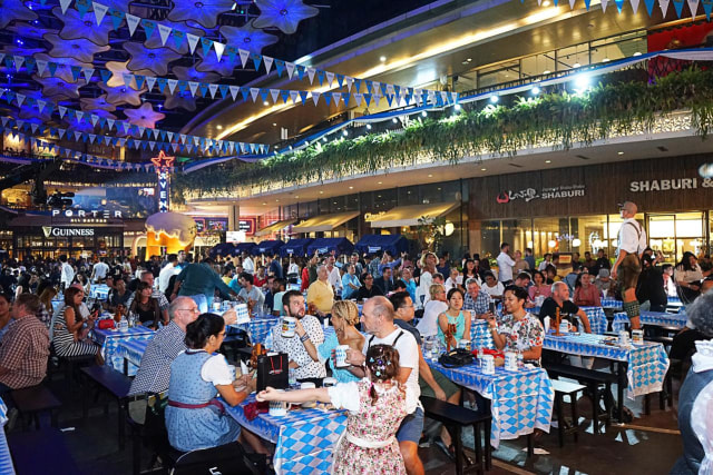 Merayakan Oktoberfest di Jakarta (652267)