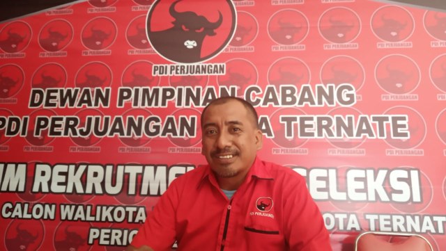 Ketua Tim Penjaringan Bakal Calon Pilkada PDIP Kota Ternate, Abdullah Kaunar. Foto: Rizal Syam/cermat