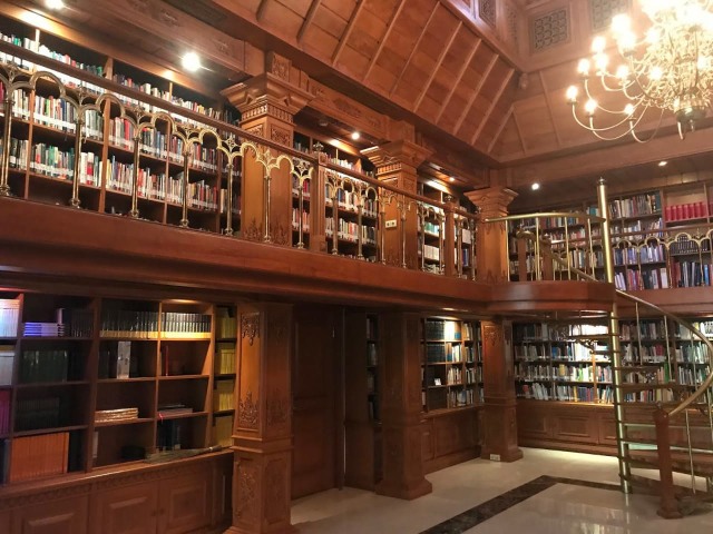 Mengenang Eyang Habibie Melalui Perpustakaan Habibie & Ainun dan Hobi Membaca