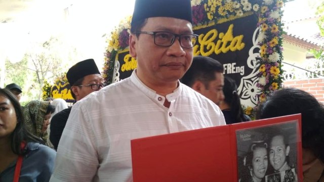 Kepala Regional PT Pos Indonesia, Onni Hadiono. Foto: Andesta Herli Wijaya/kumparan