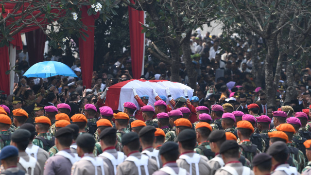 Foto: Peristirahatan Terakhir BJ Habibie (78520)