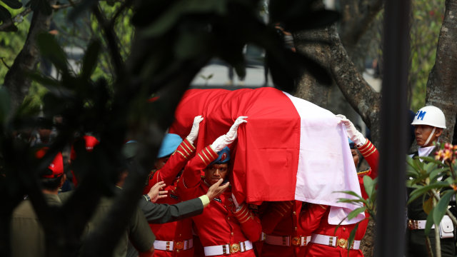 Foto: Peristirahatan Terakhir BJ Habibie (78516)
