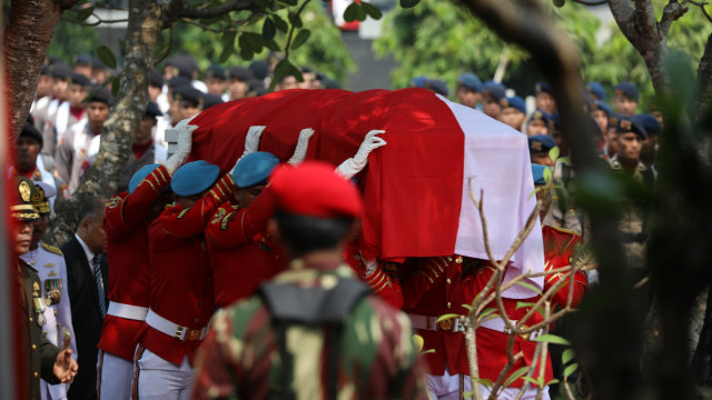 Foto: Peristirahatan Terakhir BJ Habibie (78517)