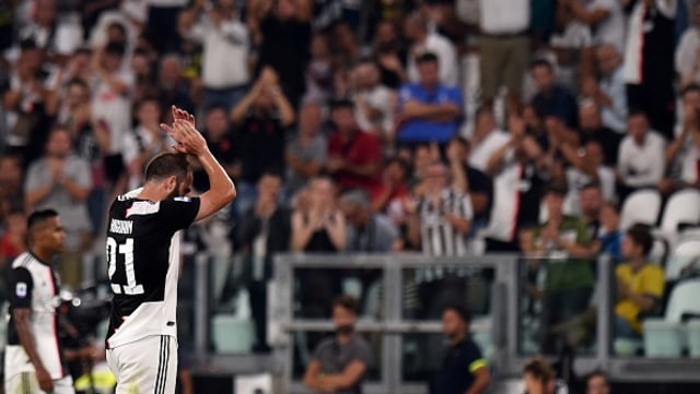 Gonzalo Higuain dengan nomor punggung 21 di Juventus. Foto: Getty Images/Tullio Puglia