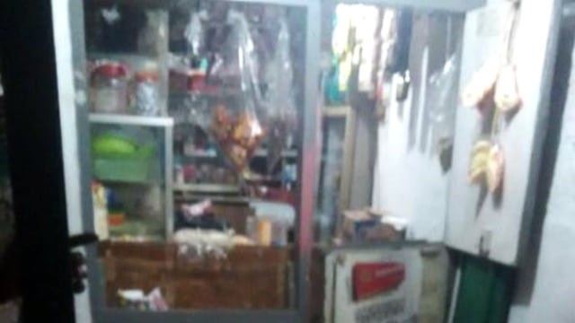 Warung yang dirusak Haidar, putra Elvi Sukaesih