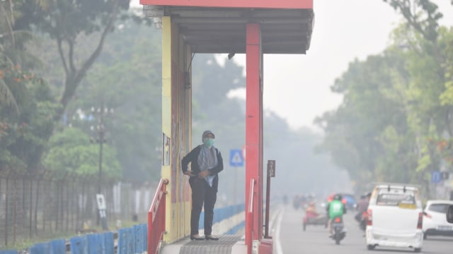 Kabut asap di , kebekaran hutan dan lahan, Padang, Sumatera Barat