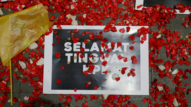 Foto: Keranda Mayat Tanda Kematian KPK (499352)