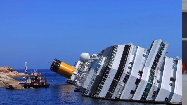 Kapal pesial Costa Concordia tenggelam dan menewaskan 32 orang di lepas pantai Italia pada Jumat, 13 Januari 2012. Foto: YouTube/Amber Loves Mystery