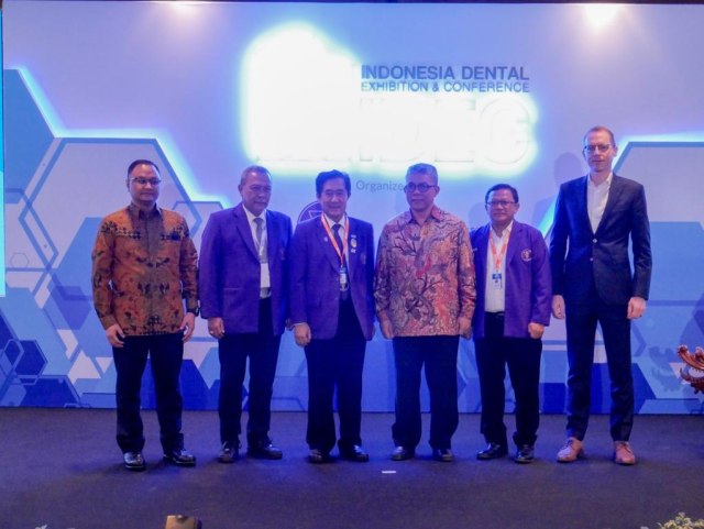 Pameran kedokteran gigi internasional terbesar di Indonesia, Indonesia Dental Exhibition & Conferences ke-2 resmi diselenggarakan pada 13-15 September 2019 di Jakarta Convention Center.