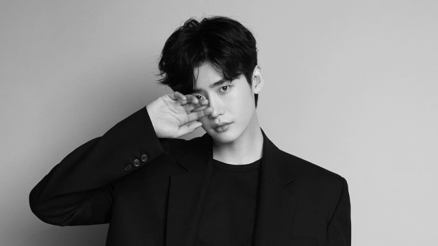 Lee Jong Suk