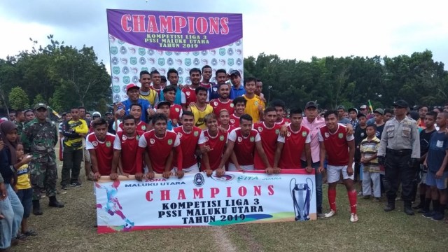 Persihalbar keluar sebagai juara setelah mengalahkan Persiter, pada laga terakhir Liga 3 Zona Maluku Utara. Foto: Istimewa