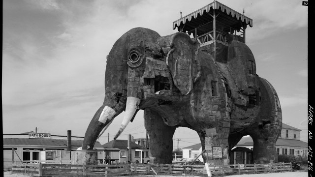 Lucy the Elephant, Salah Satu Bangunan Tertua di AS (345765)