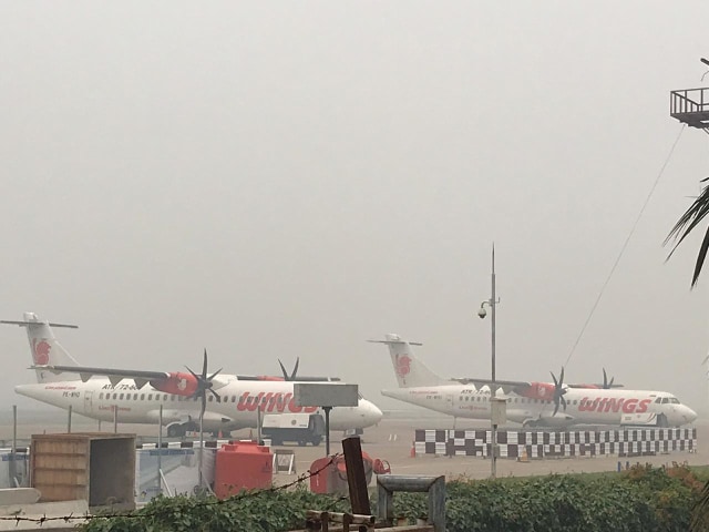 Aktivitas runway di bandara Supadio Pontianak sempat ditutup, pada Senin (16/9). Foto: Teri/Hi!Pontianak