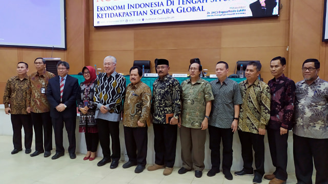 Menteri Perdagangan Republik Indonesia Enggartiasto Lukita mengunjungi Kampus UPI Kota Bandung