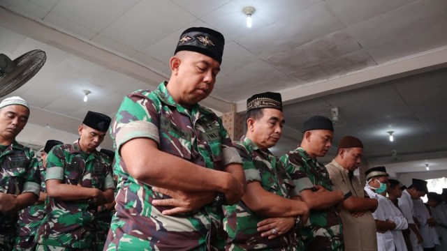 Foto: Jokowi Tinjau Pemadaman Karhutla di Riau (211075)