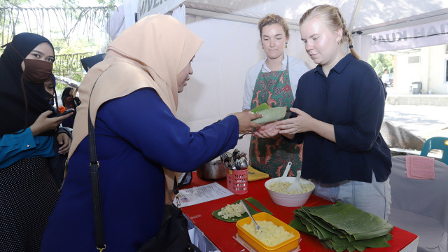 Mahasiswa Asing Pamerkan Kuliner Khas Negaranya di Unsyiah, Aceh (735062)