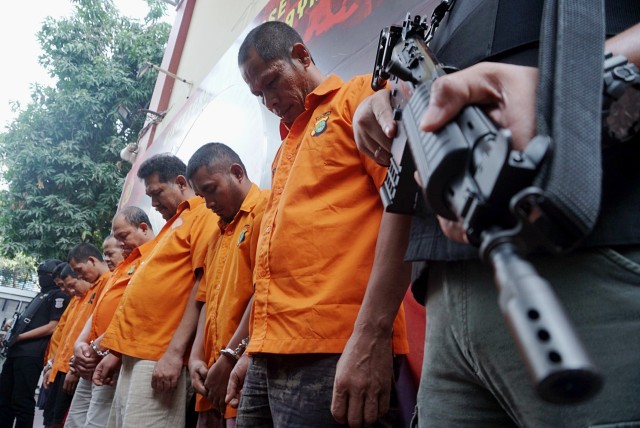 Foto: Wajah 8 Pengedar Sabu Jaringan Malaysia-Batam-Jakarta (60697)