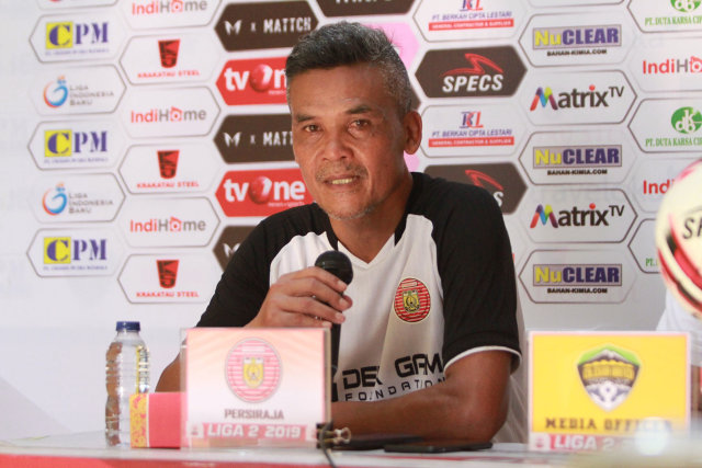 pelatih kepala persiraja hendri susilo.jpg