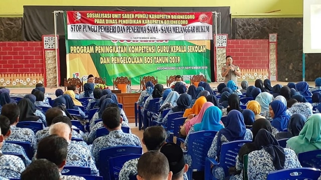Sosialisasi Sapu Bersih Pungutan Liar (Saber Pungli) di lingkungan Dinas Pendidikan Kabupaten Bojonegoro. Selasa (17/09/2019)