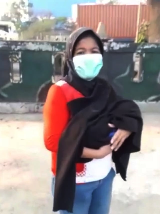 Nenek Dian Bawa Jasad Cucunya Naik Motor karena Tak Ada Mobil Jenazah (88212)